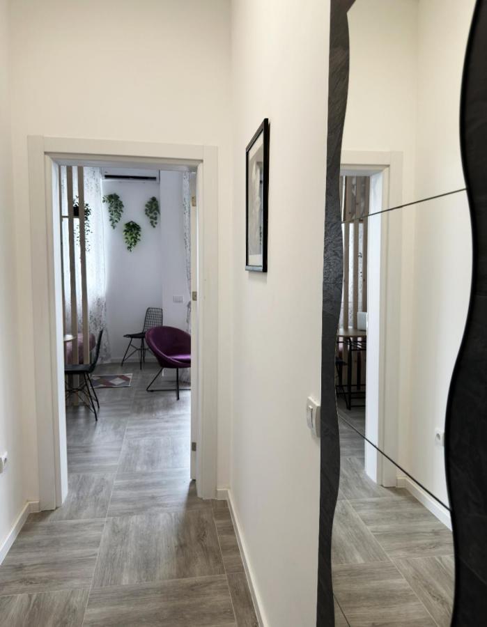 Studio Apartment, 5 Minutes To The Beach Bar Exterior photo