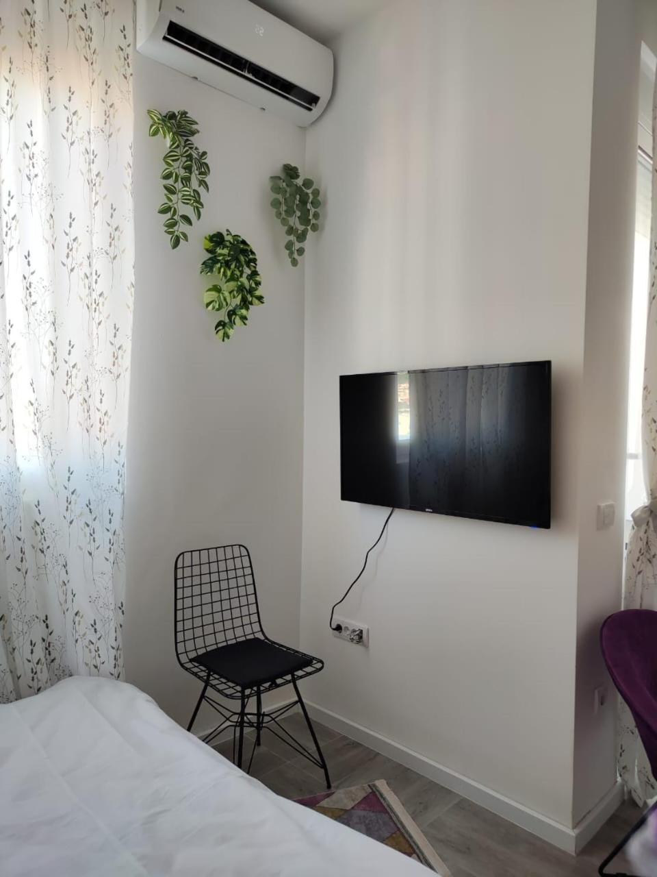 Studio Apartment, 5 Minutes To The Beach Bar Exterior photo
